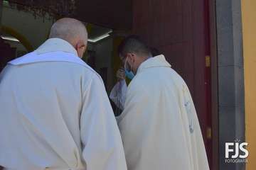 Solemne función religiosa en el templo de Lomo Magullo en honor de la Virgen de las Nieves/Francisco Javier Santana.